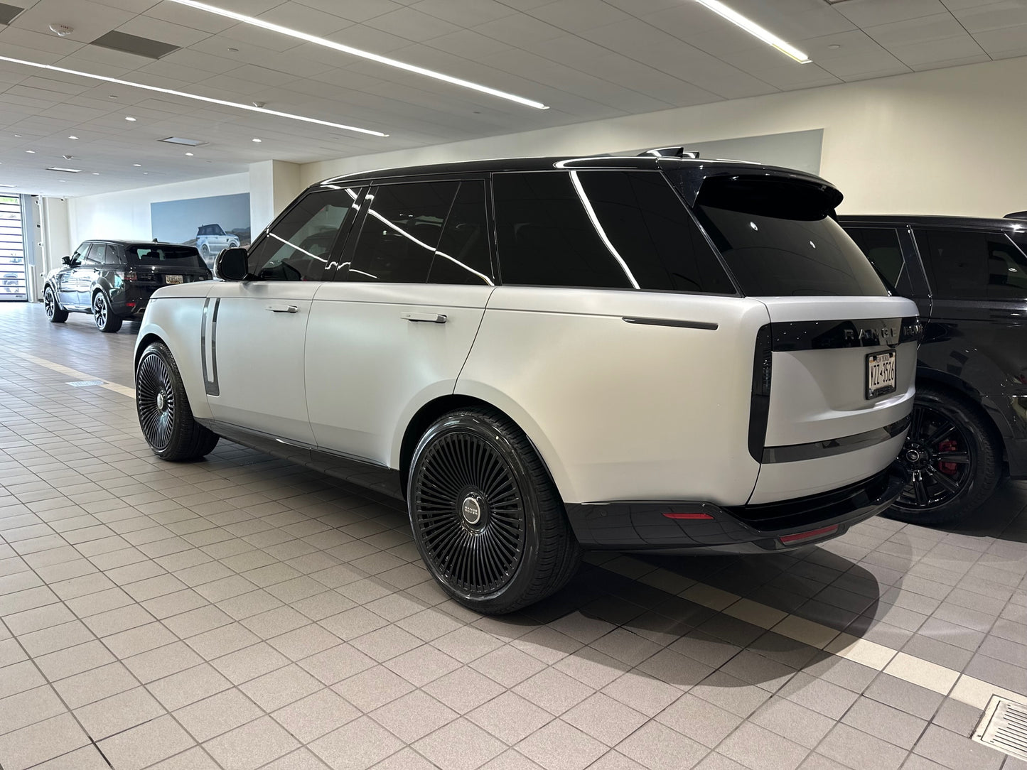 Range Rover Multi spoke Wheels- Forged 24,23,22in