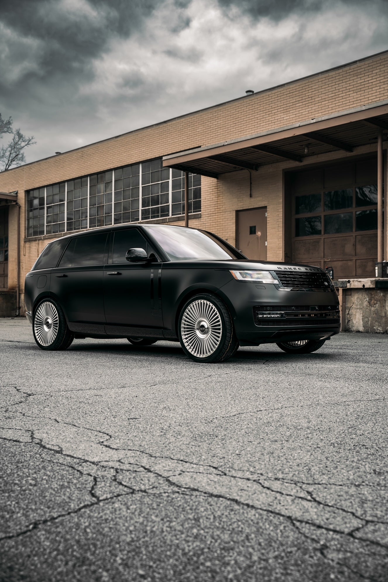 Range Rover Multi spoke Wheels- Forged 24,23,22in